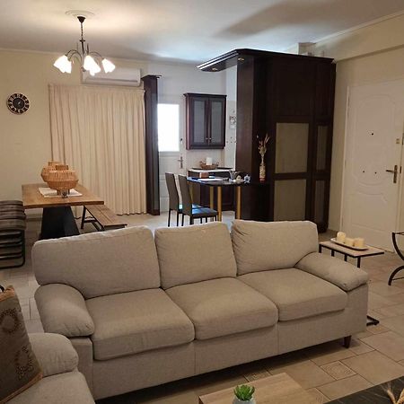 Comfortable Apartment In Kiato 외부 사진